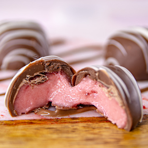 Strawberry Creams – Hilliards Chocolates