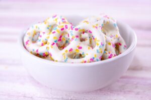 wockenfuss candies white chocolate confetti pretzels